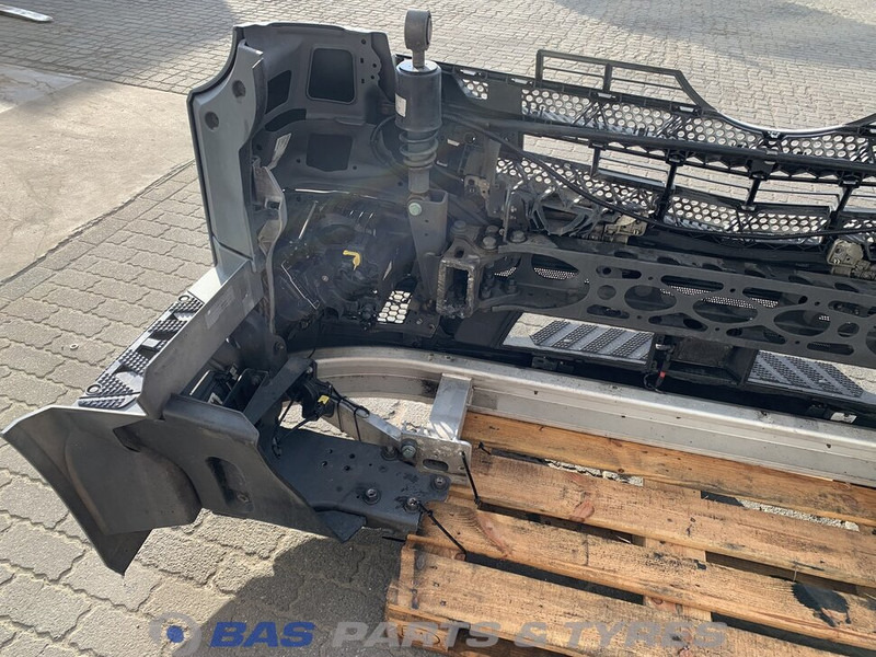 Mercedes-Benz Antos MP4 Bumper Mercedes A 960 310 23 22 - Stötfångare för Lastbil: bild 5 Mercedes-Benz Antos MP4 Bumper Mercedes A 960 310 23 22 - Stötfångare för Lastbil: bild 5