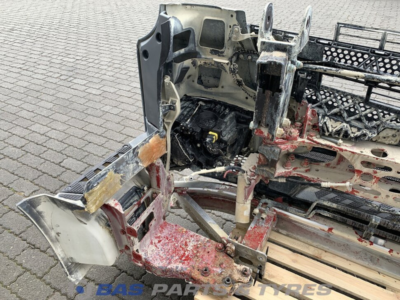 Mercedes-Benz Antos MP4 Bumper Mercedes A 960 880 90 72 - Stötfångare för Lastbil: bild 4 Mercedes-Benz Antos MP4 Bumper Mercedes A 960 880 90 72 - Stötfångare för Lastbil: bild 4