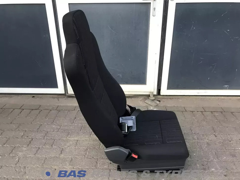 Mercedes-Benz Atego MP4 Bestuurdersstoel Mercedes A 967 910 13 01 - Säte för Lastbil: bild 4 Mercedes-Benz Atego MP4 Bestuurdersstoel Mercedes A 967 910 13 01 - Säte för Lastbil: bild 4