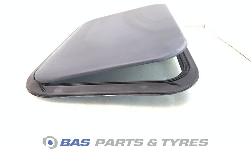 Mercedes-Benz Dakluik Mercedes A 943 830 01 42 - Solskydd för Lastbil: bild 2 Mercedes-Benz Dakluik Mercedes A 943 830 01 42 - Solskydd för Lastbil: bild 2