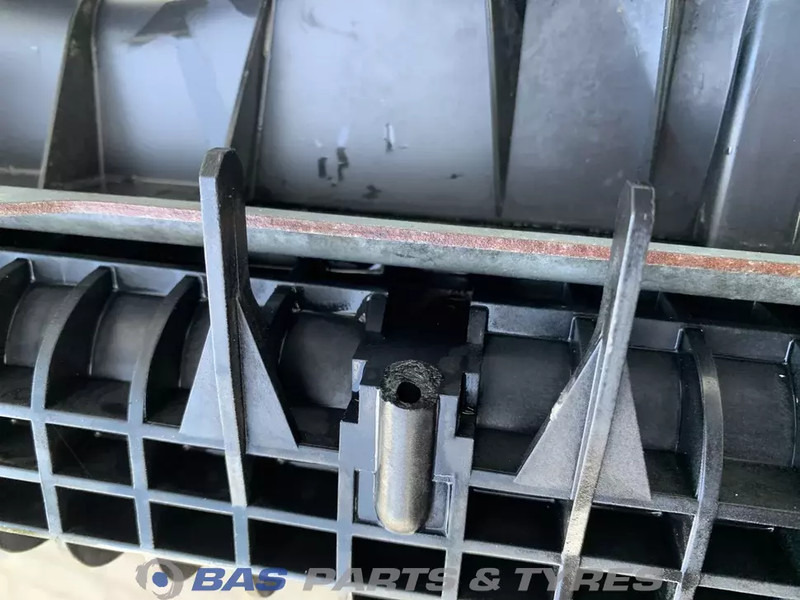 Renault Radiateur Renault DTI13 480 7422062510 - Kylare för Lastbil: bild 3 Renault Radiateur Renault DTI13 480 7422062510 - Kylare för Lastbil: bild 3