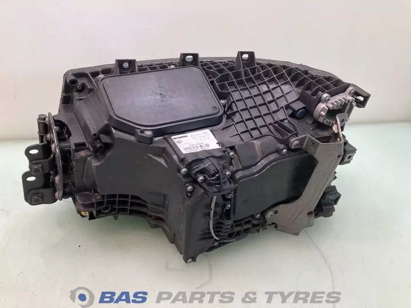 Scania Koplamp Rechts 2674391 - Strålkastare för Lastbil: bild 2 Scania Koplamp Rechts 2674391 - Strålkastare för Lastbil: bild 2