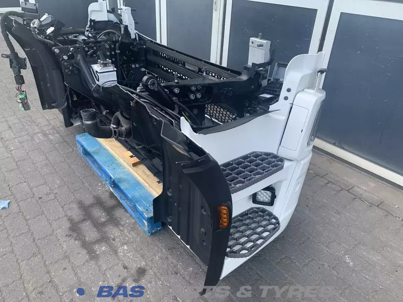 Scania R-Serie NextGen Bumper Scania 2379894 - Stötfångare för Lastbil: bild 5 Scania R-Serie NextGen Bumper Scania 2379894 - Stötfångare för Lastbil: bild 5