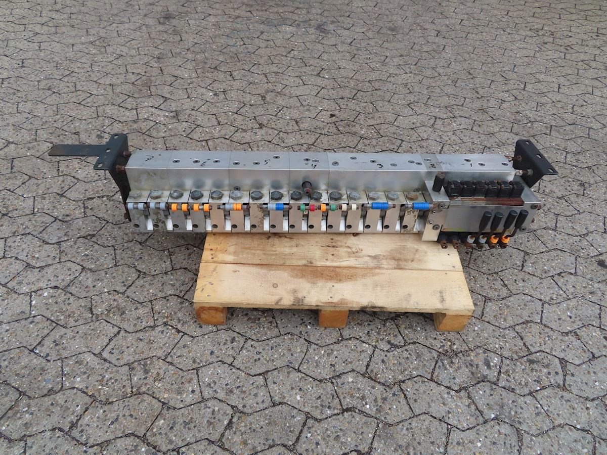 Goldhofer Bejeningsblok t. uni-svanehals - Reservdelar för Släp: bild 1 Goldhofer Bejeningsblok t. uni-svanehals - Reservdelar för Släp: bild 1