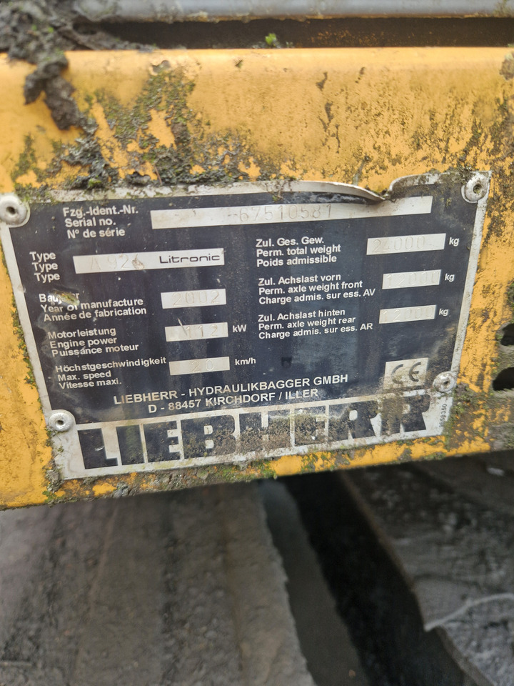 LIEBHERR A924C 675-10581 (2002) - Materialhanterare: bild 2 LIEBHERR A924C 675-10581 (2002) - Materialhanterare: bild 2