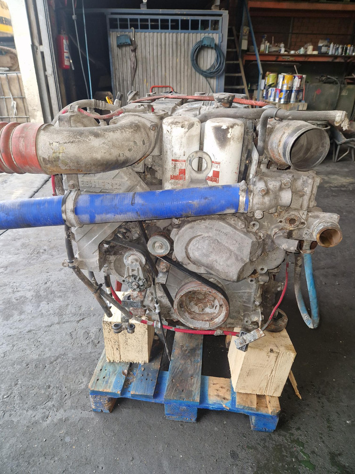 LIEBHERR D934S A6 - Motor för Byggmaskiner: bild 2 LIEBHERR D934S A6 - Motor för Byggmaskiner: bild 2