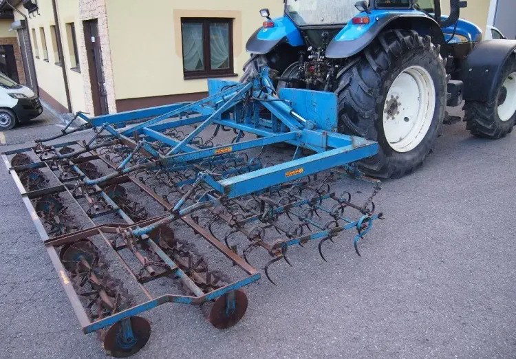 Agregat uprawowy Rabe Werk szerokość robocza 4,7m - Maskin för jordbearbetning: bild 1 Agregat uprawowy Rabe Werk szerokość robocza 4,7m - Maskin för jordbearbetning: bild 1