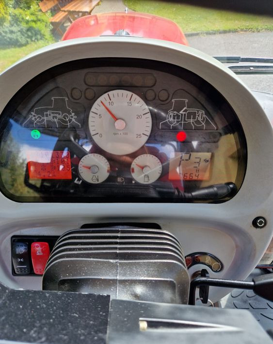 Ciągnik Massey Ferguson MF 7480 TV 2008 Massey Ferguson 7480 Dyna-TV - Traktor: bild 5 Ciągnik Massey Ferguson MF 7480 TV 2008 Massey Ferguson 7480 Dyna-TV - Traktor: bild 5