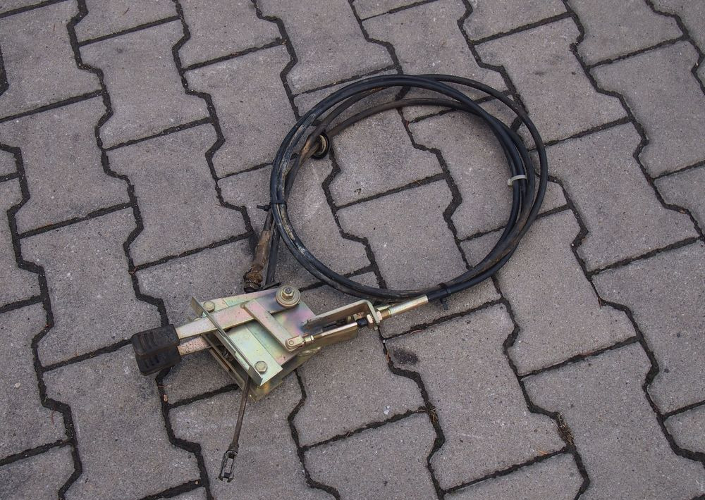 Części do Ciągnika Massey Ferguson MF 3000, 6000 Dźwignie i linki do WOM MF 3000 - Transmission för Lantbruksmaskiner: bild 2 Części do Ciągnika Massey Ferguson MF 3000, 6000 Dźwignie i linki do WOM MF 3000 - Transmission för Lantbruksmaskiner: bild 2