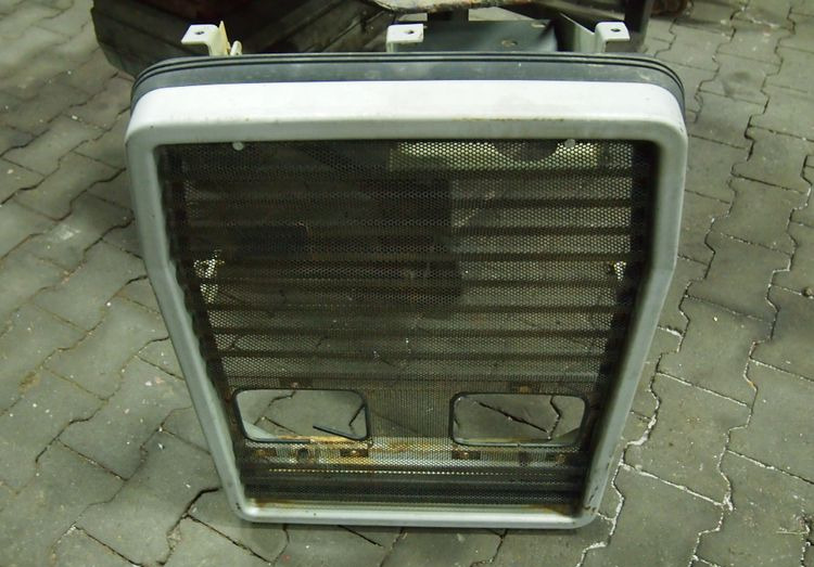 Części do Ciągnika Massey Ferguson MF 3000, 6000 Przedni grill maskę do Massey Ferguson serii 3000, 3100.
z lampami - Galler för Lantbruksmaskiner: bild 3 Części do Ciągnika Massey Ferguson MF 3000, 6000 Przedni grill maskę do Massey Ferguson serii 3000, 3100.
z lampami - Galler för Lantbruksmaskiner: bild 3