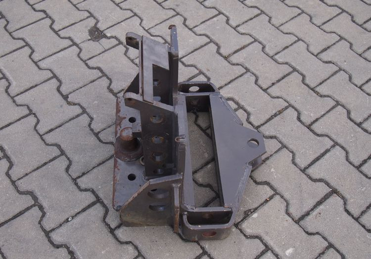 Części do Ciągnika Massey Ferguson MF 3000, 6000 Zaczep dolny do MF 3000, 3100, 6000, - Karosseri och exteriör för Lantbruksmaskiner: bild 4 Części do Ciągnika Massey Ferguson MF 3000, 6000 Zaczep dolny do MF 3000, 3100, 6000, - Karosseri och exteriör för Lantbruksmaskiner: bild 4