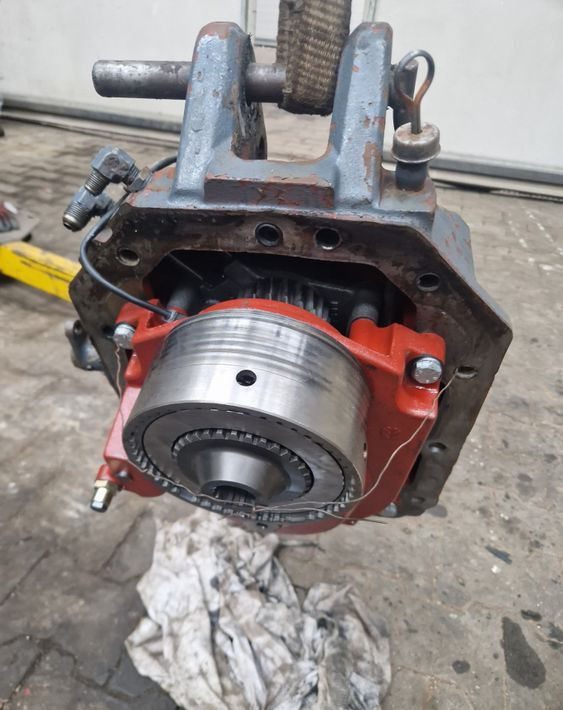 Części do Ciągnika New Holland NH TM, M Kompletna Obudowa WOM New Holland TM120,TM130,TM140,TM155,Case MXM 120, - Transmission för Lantbruksmaskiner: bild 2 Części do Ciągnika New Holland NH TM, M Kompletna Obudowa WOM New Holland TM120,TM130,TM140,TM155,Case MXM 120, - Transmission för Lantbruksmaskiner: bild 2