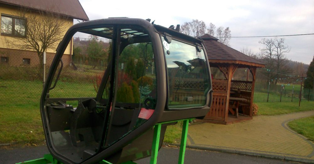 Ładowarka teleskopowa Manitou MT, MLT 2005 Kabina do Manitou - Hytt för Materialhanteringsutrustning: bild 2 Ładowarka teleskopowa Manitou MT, MLT 2005 Kabina do Manitou - Hytt för Materialhanteringsutrustning: bild 2