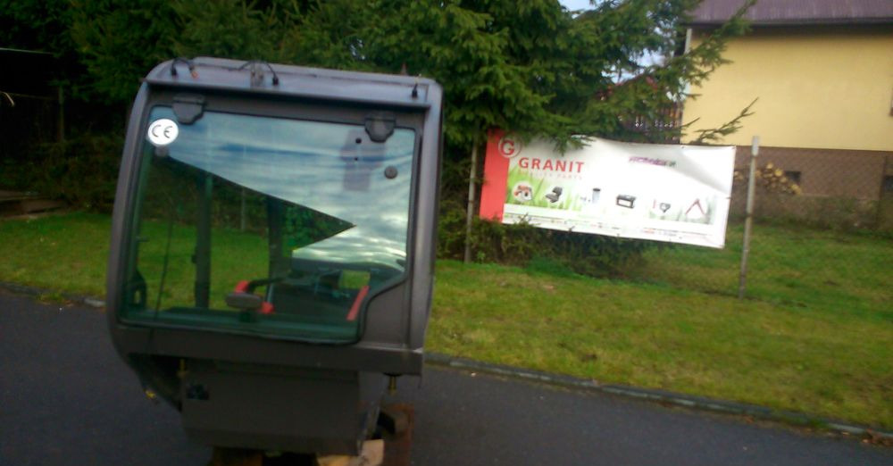 Ładowarka teleskopowa Manitou MT, MLT 2005 Kabina do Manitou - Hytt för Materialhanteringsutrustning: bild 1 Ładowarka teleskopowa Manitou MT, MLT 2005 Kabina do Manitou - Hytt för Materialhanteringsutrustning: bild 1