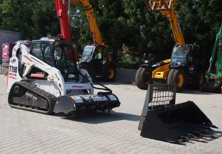 Miniładowarka Bobcat T190 2012 - Kompakt bandlastare: bild 2 Miniładowarka Bobcat T190 2012 - Kompakt bandlastare: bild 2