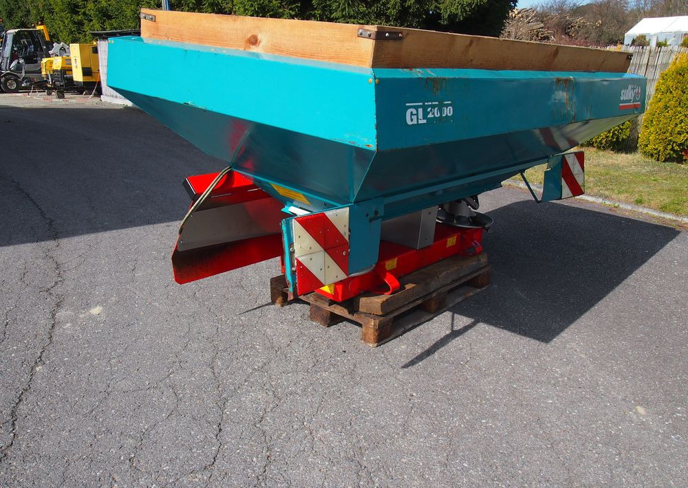 Rozsiewacz nawozów Sulky DPX GL 2000  18-24m  Rozsiewacz nawozów Sulky - Mineralgödselspridare: bild 3 Rozsiewacz nawozów Sulky DPX GL 2000  18-24m  Rozsiewacz nawozów Sulky - Mineralgödselspridare: bild 3