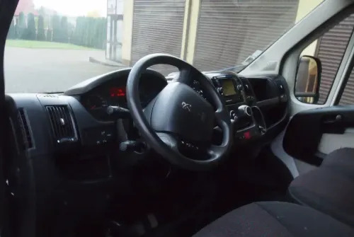 Samochody dostawcze Peugeot Boxer  2015 - Skåpbil: bild 5 Samochody dostawcze Peugeot Boxer  2015 - Skåpbil: bild 5