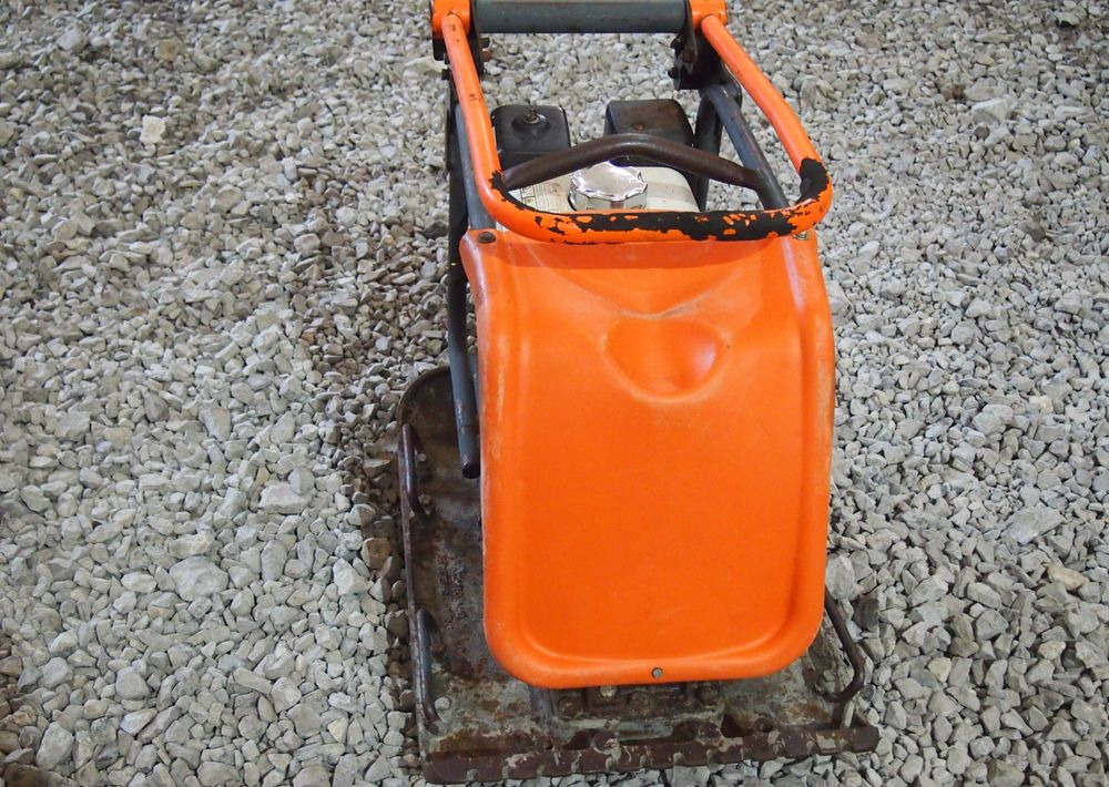 Ubijarka Belle PC5000E 2009 Zagęszczarka ubijarka Bella - Vibroplatta: bild 5 Ubijarka Belle PC5000E 2009 Zagęszczarka ubijarka Bella - Vibroplatta: bild 5