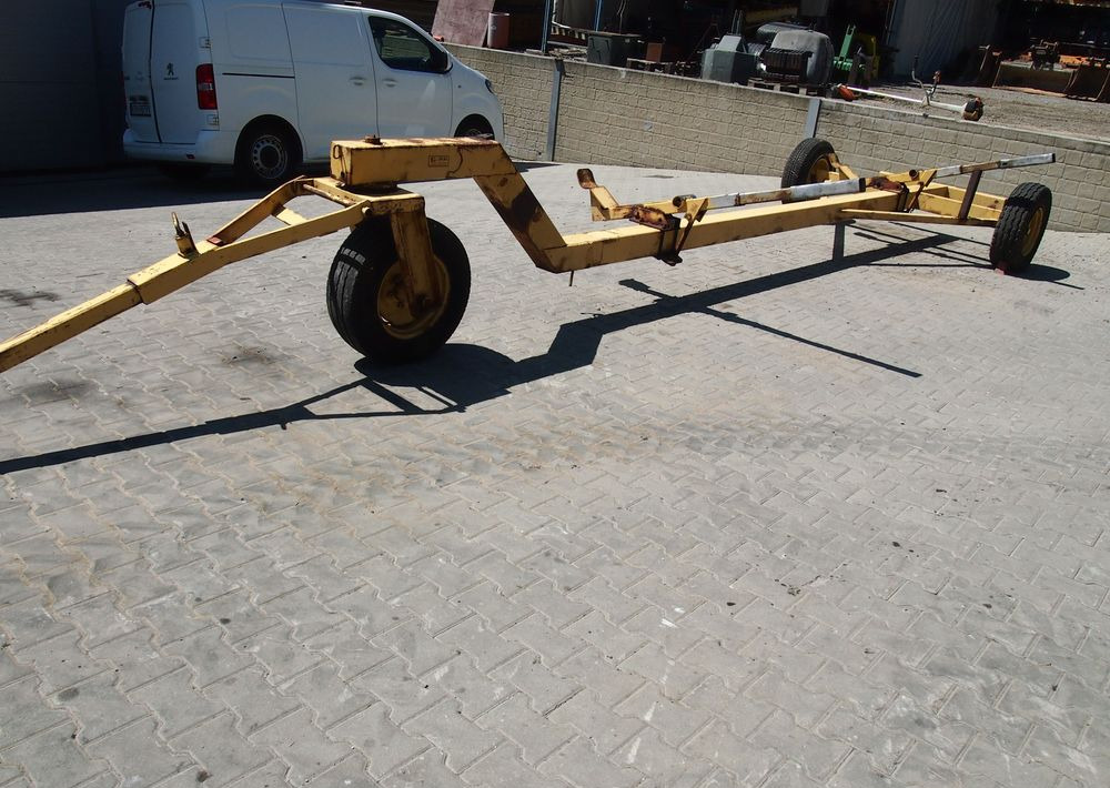 Wózek do kombajnu New Holland 3 kołowy Wózek pod heder do kombajnu - Skärbordsvagn: bild 3 Wózek do kombajnu New Holland 3 kołowy Wózek pod heder do kombajnu - Skärbordsvagn: bild 3