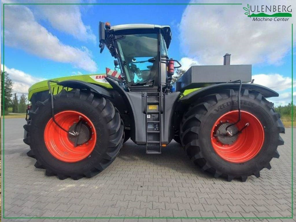 Claas XERION 5000 - Traktor: bild 1 Claas XERION 5000 - Traktor: bild 1