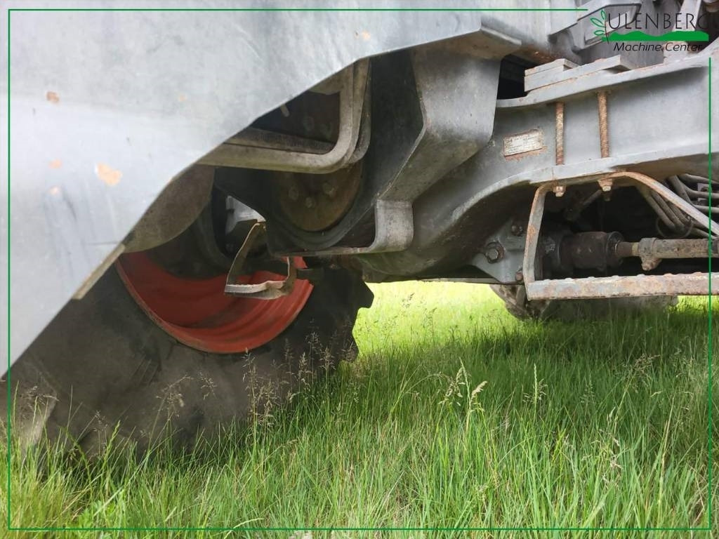 Traktor Claas Xerion 3300 Trac: bild 8