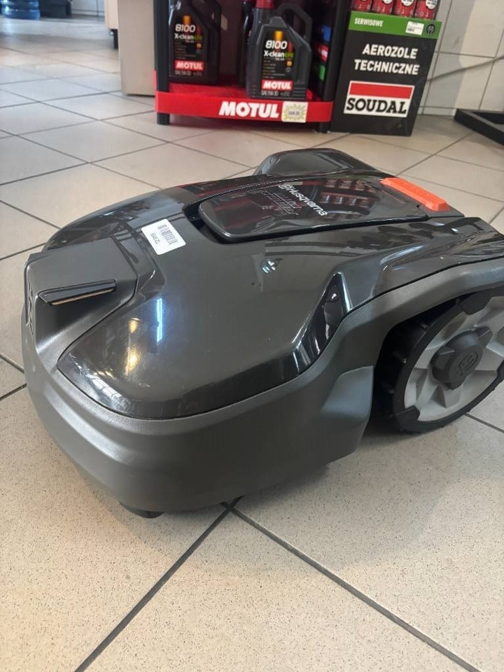 Husqvarna Automower 310 - Gräsklippare: bild 1 Husqvarna Automower 310 - Gräsklippare: bild 1