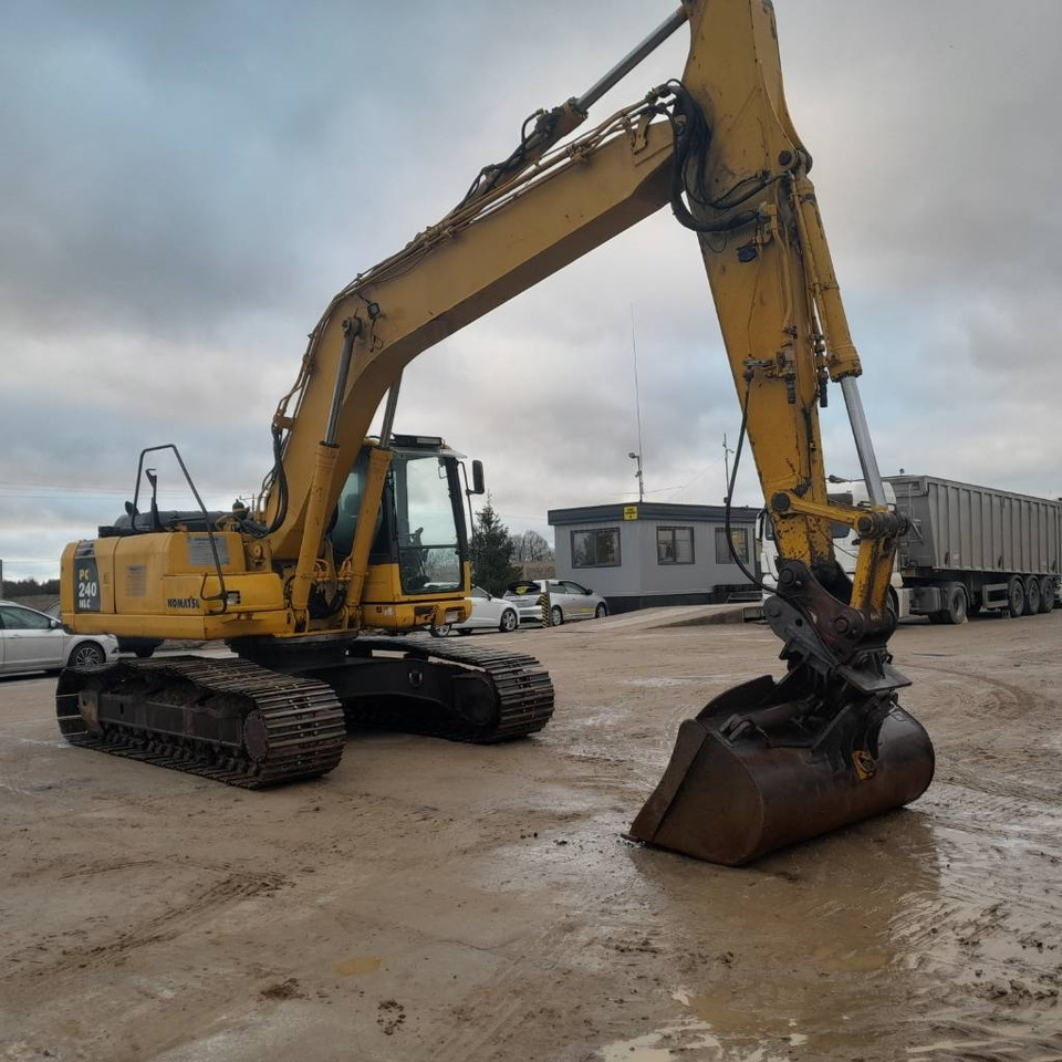 Komatsu PC 240 NLC-8K - Bandgrävare: bild 4 Komatsu PC 240 NLC-8K - Bandgrävare: bild 4