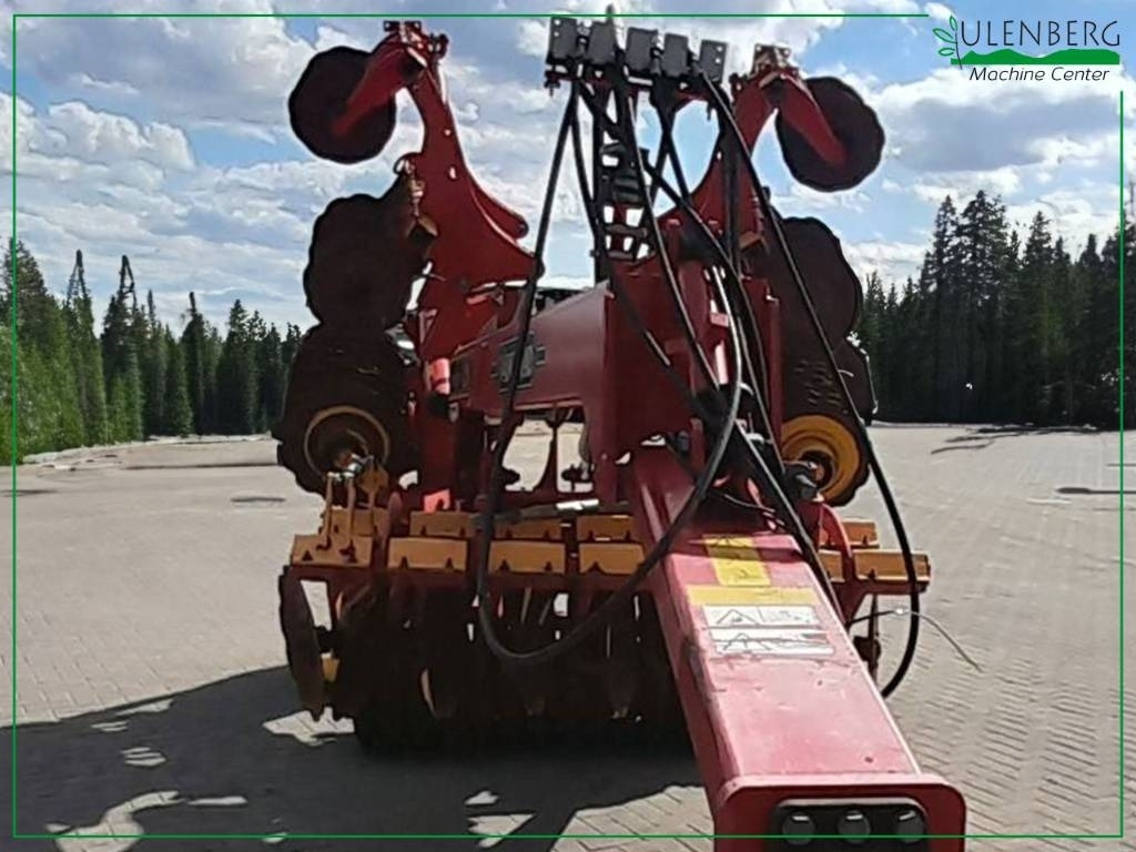 Vaderstad Carrier 420 - Tallriksredskap: bild 1 Vaderstad Carrier 420 - Tallriksredskap: bild 1
