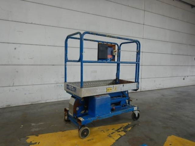 JLG Power Tower - Pelarlift: bild 4 JLG Power Tower - Pelarlift: bild 4