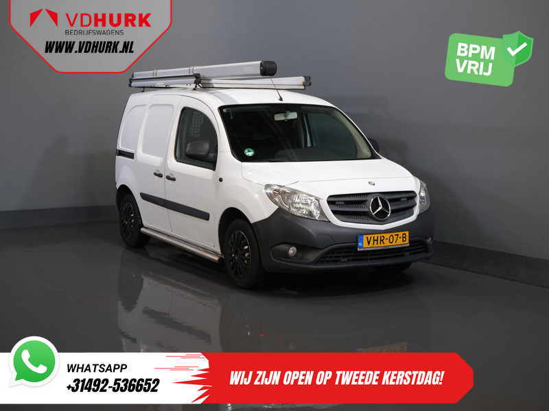Mercedes-Benz Citan 112 BENZINE MARGE Imperiaal/ Inrichting/ Sidebars/ Airco/ Trekhaak/ PDC - Små skåpbil: bild 1 Mercedes-Benz Citan 112 BENZINE MARGE Imperiaal/ Inrichting/ Sidebars/ Airco/ Trekhaak/ PDC - Små skåpbil: bild 1