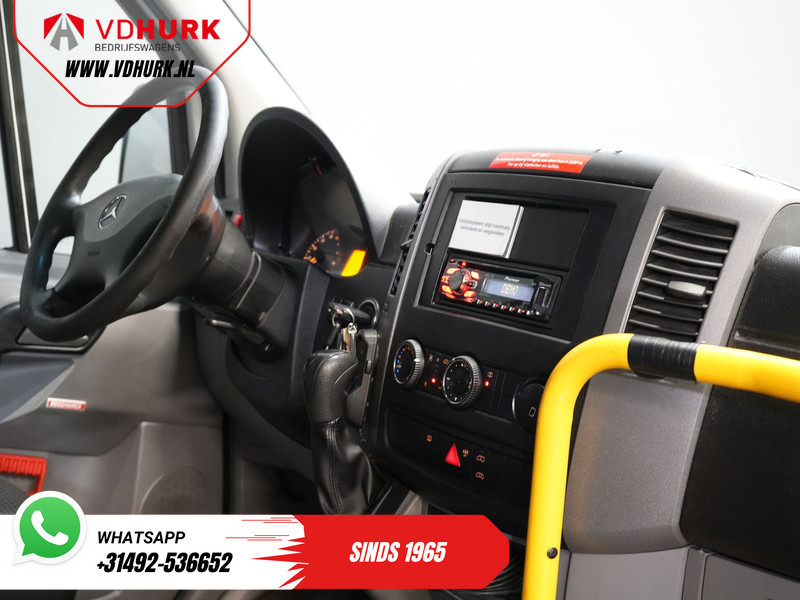 Mercedes-Benz Sprinter 313 2.2 CDI Aut. L2H2 € 10.648 Incl. BTW EXPORT Combi/ 9 Persoons/ Kombi/ 9P/ Airco/ Rolstoellift/ Electr. deur/ - Minibuss, Persontransport: bild 3 Mercedes-Benz Sprinter 313 2.2 CDI Aut. L2H2 € 10.648 Incl. BTW EXPORT Combi/ 9 Persoons/ Kombi/ 9P/ Airco/ Rolstoellift/ Electr. deur/ - Minibuss, Persontransport: bild 3