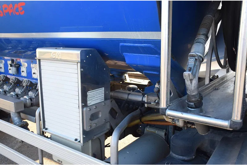 MAN TGM 26.340 - Tankbil: bild 5 MAN TGM 26.340 - Tankbil: bild 5