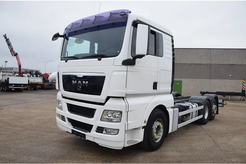 MAN TGX 26.480 - Chassi lastbil: bild 2 MAN TGX 26.480 - Chassi lastbil: bild 2