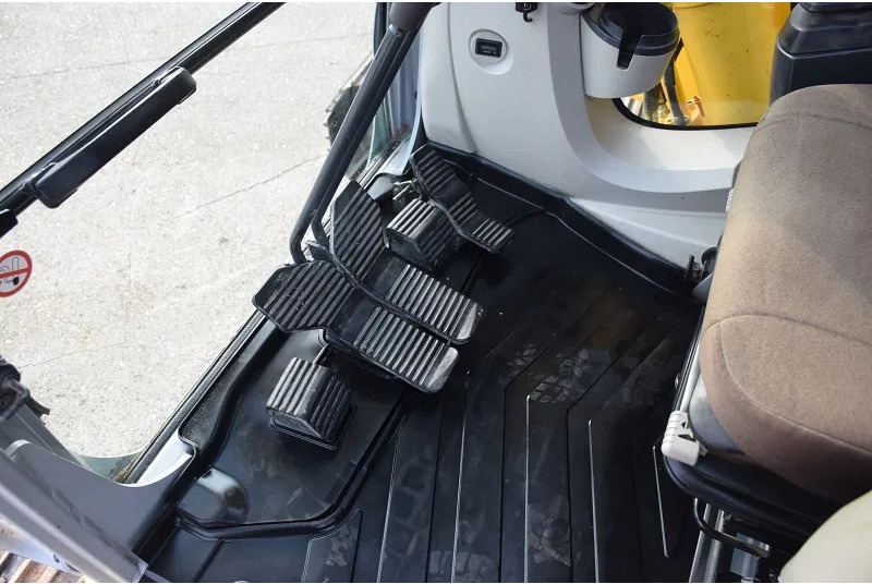 Bandgrävare New Holland Kobelco E235B SR-LCT: bild 12 Bandgrävare New Holland Kobelco E235B SR-LCT: bild 12