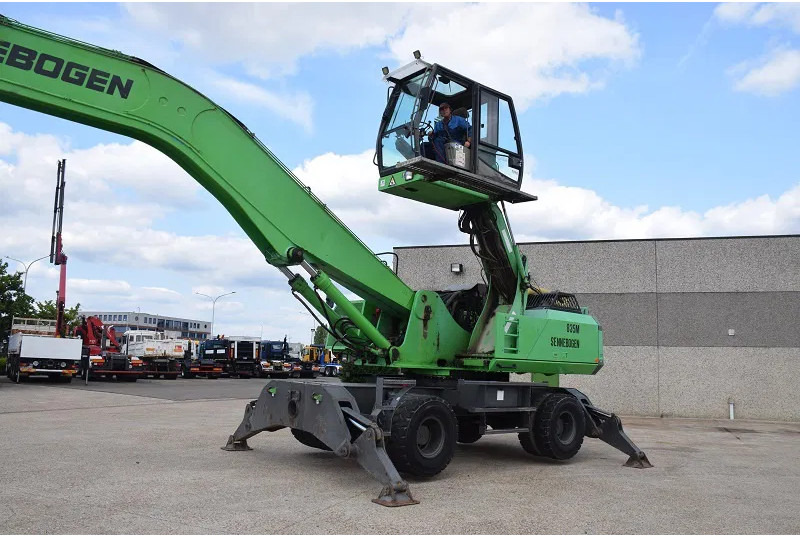 Sennebogen 835M - Grävmaskin på däck: bild 5 Sennebogen 835M - Grävmaskin på däck: bild 5