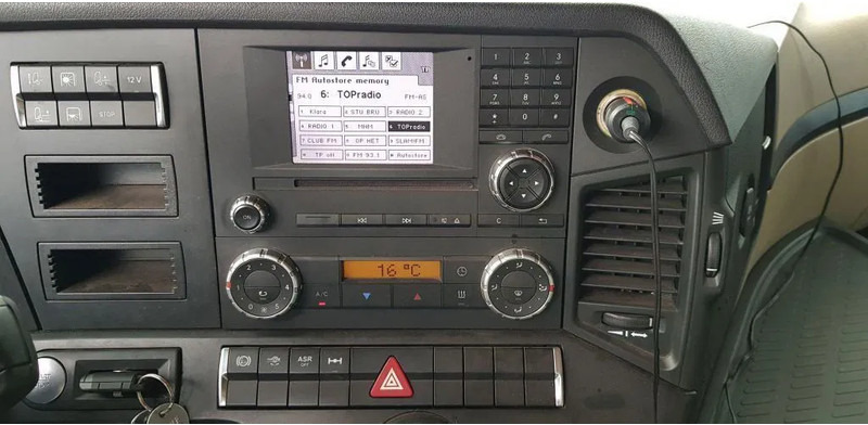 Mercedes-Benz Actros 1842 MLS - Dragbil: bild 4 Mercedes-Benz Actros 1842 MLS - Dragbil: bild 4