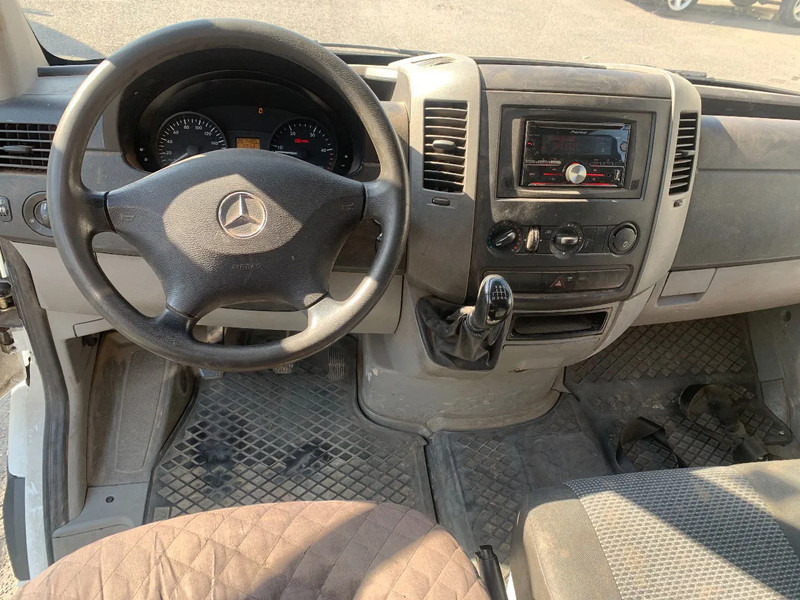 Mercedes-Benz Sprinter 316 CDI*Export*Radio - Transportbil med flak, Dubbelhytt transportbil: bild 3 Mercedes-Benz Sprinter 316 CDI*Export*Radio - Transportbil med flak, Dubbelhytt transportbil: bild 3