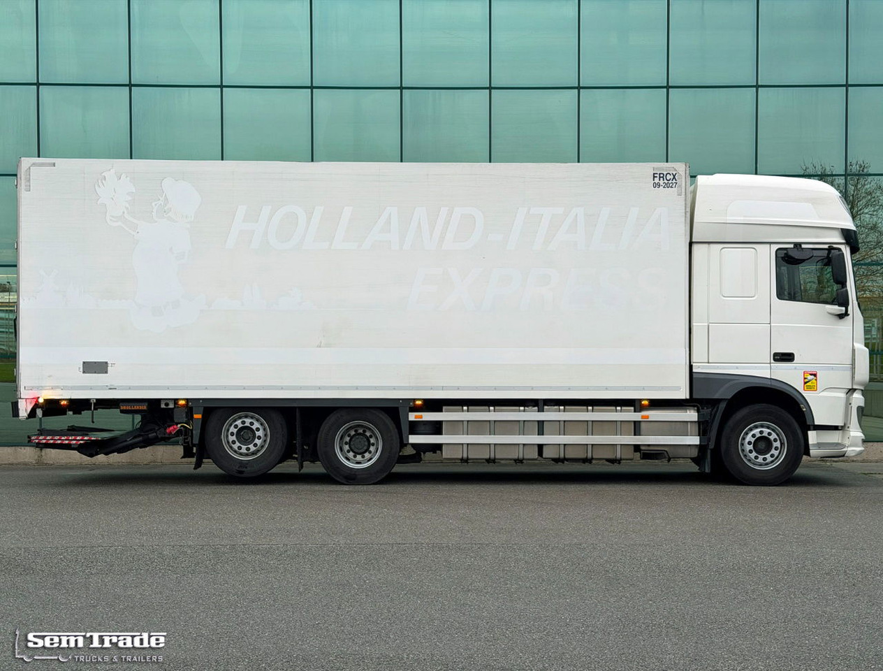 DAF XF 480 FAR SSC Isolated BOX 810x250x275 CM Inside TRS Cooling Tail Lift TOP Condition NL-Truck - Kylbil lastbil: bild 5 DAF XF 480 FAR SSC Isolated BOX 810x250x275 CM Inside TRS Cooling Tail Lift TOP Condition NL-Truck - Kylbil lastbil: bild 5