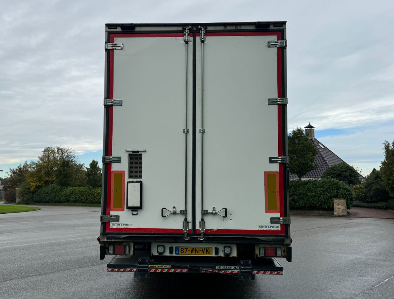 DRACO MZS 218 Wipkar 750 x 250 x 290 CM Inside Tail Lift 2021 TRS Iceland TOP Condition NL Trailertrailer - Kylsläp: bild 4 DRACO MZS 218 Wipkar 750 x 250 x 290 CM Inside Tail Lift 2021 TRS Iceland TOP Condition NL Trailertrailer - Kylsläp: bild 4