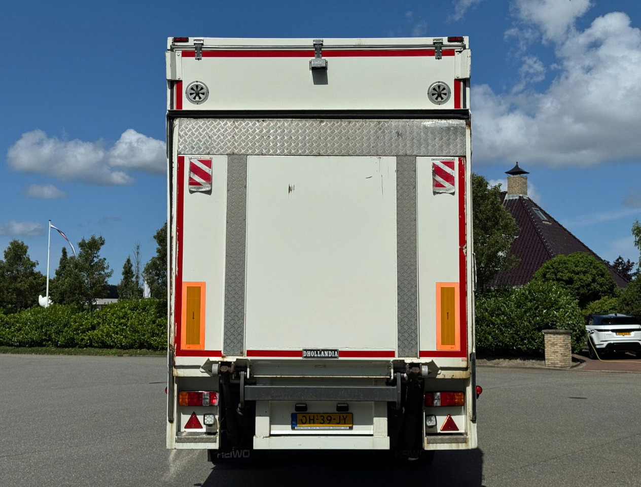 HTF 2-AS Heiwo 1240 x 250 x 272 CM Inwendig Stuuras Laadklep APK TOT 07-2026 - Skåp semitrailer: bild 4 HTF 2-AS Heiwo 1240 x 250 x 272 CM Inwendig Stuuras Laadklep APK TOT 07-2026 - Skåp semitrailer: bild 4