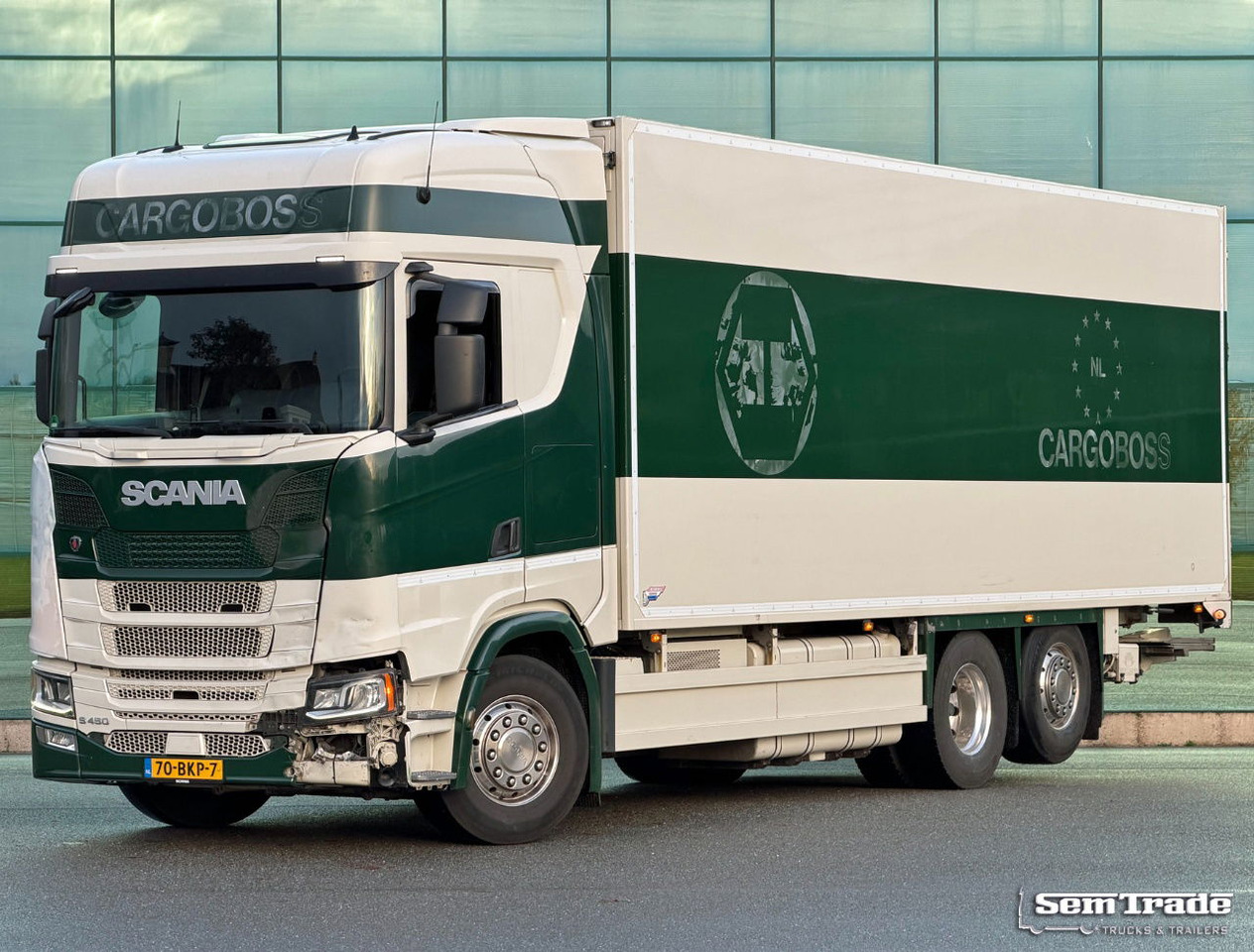 Scania S450 Full AIR Retarder VAN Beurden Isolated BOX Hydrarolls TRS Cooling NL-Truck - Kylbil lastbil: bild 1 Scania S450 Full AIR Retarder VAN Beurden Isolated BOX Hydrarolls TRS Cooling NL-Truck - Kylbil lastbil: bild 1