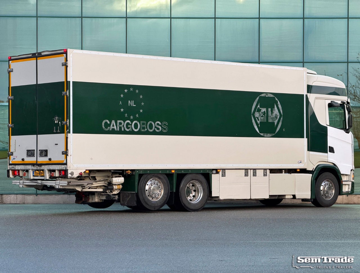 Scania S450 Full AIR Retarder VAN Beurden Isolated BOX Hydrarolls TRS Cooling NL-Truck - Kylbil lastbil: bild 4 Scania S450 Full AIR Retarder VAN Beurden Isolated BOX Hydrarolls TRS Cooling NL-Truck - Kylbil lastbil: bild 4