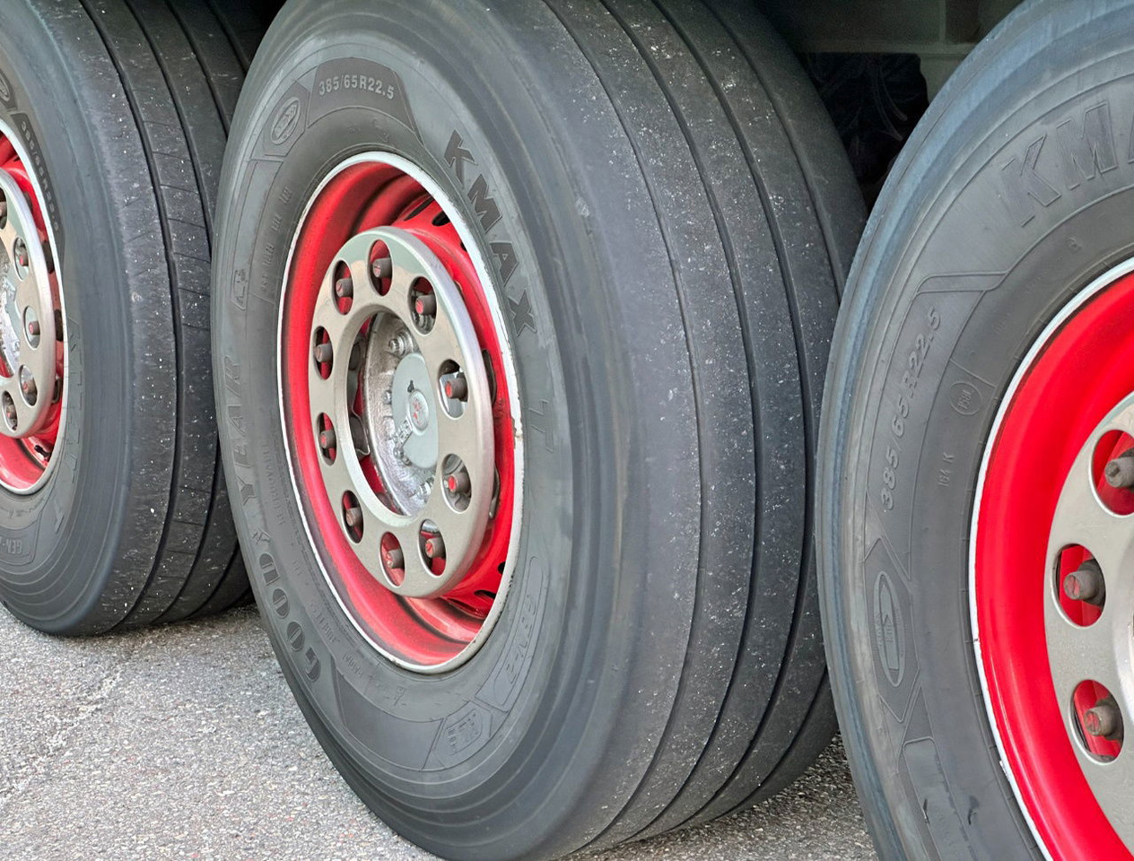 Kyl/ Frys semitrailer Schmitz Cargobull SKO 24 Thermo King SLX 200 Only 3645 Engine Hours 2X Lift Axle Flowerwide 270 CM High Inside Tail Lift NL-Trailer: bild 21 Kyl/ Frys semitrailer Schmitz Cargobull SKO 24 Thermo King SLX 200 Only 3645 Engine Hours 2X Lift Axle Flowerwide 270 CM High Inside Tail Lift NL-Trailer: bild 21