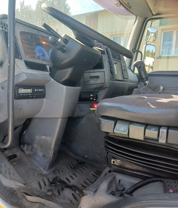 Ampliroll Renault 420 DXI 6X2 - Lastväxlare lastbil: bild 4 Ampliroll Renault 420 DXI 6X2 - Lastväxlare lastbil: bild 4