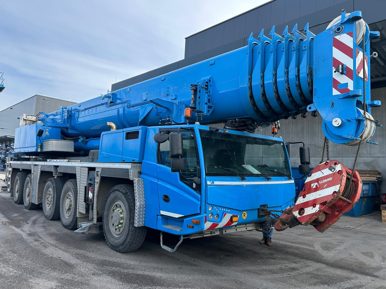 TADANO ATF 220G-5 - Mobilkran: bild 1 TADANO ATF 220G-5 - Mobilkran: bild 1