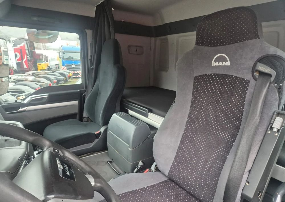 MAN TGS 18.400 Euro 6 Nauka jazdy - Dragbil, Kapelltrailer: bild 4 MAN TGS 18.400 Euro 6 Nauka jazdy - Dragbil, Kapelltrailer: bild 4