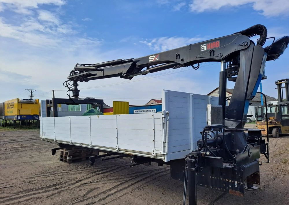 Mercedes-Benz Urządzenie dźwigowe HIAB XS122 - Tippbil lastbil: bild 2 Mercedes-Benz Urządzenie dźwigowe HIAB XS122 - Tippbil lastbil: bild 2
