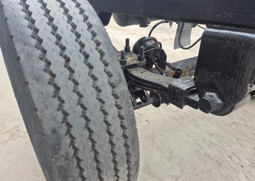 Schmitz Cargobull Przyczepa Krone na resorze - Chassi trailer: bild 5 Schmitz Cargobull Przyczepa Krone na resorze - Chassi trailer: bild 5