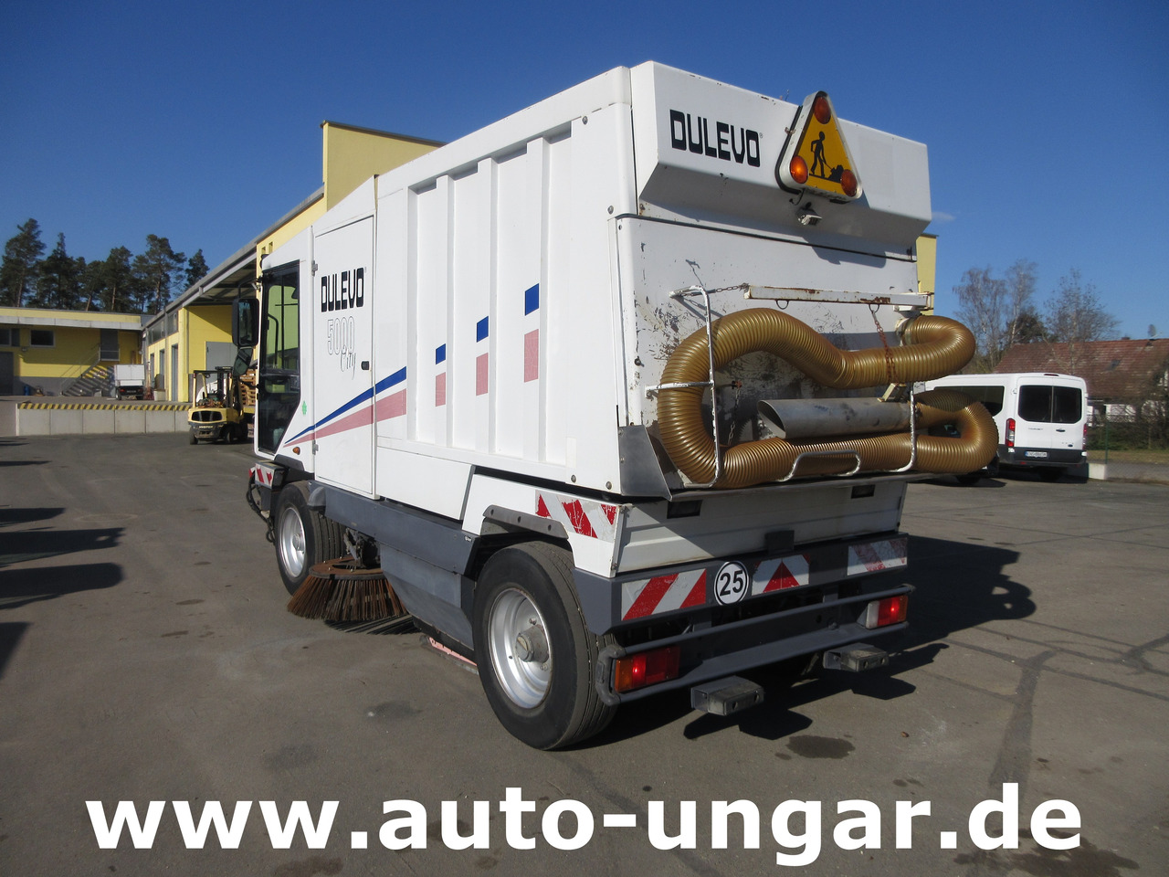 DULEVO 5000 City Hochentleerung Handsaugschlauch  Frontbesen 4x4x4 - Sopmaskin: bild 3 DULEVO 5000 City Hochentleerung Handsaugschlauch  Frontbesen 4x4x4 - Sopmaskin: bild 3