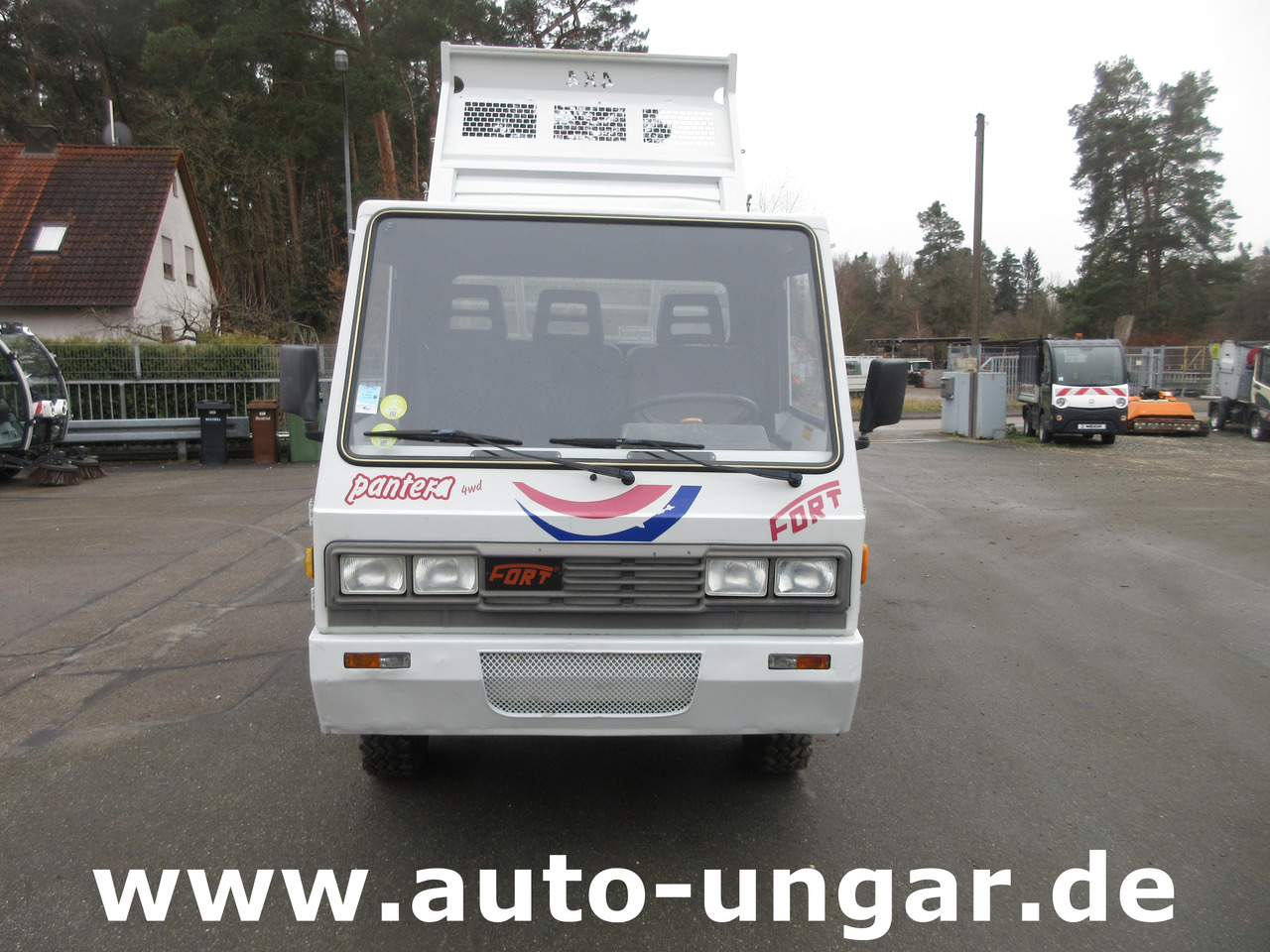 FORT Pantera 4WD Comaca Car 4x4 3-Seiten Kipper Untersetzung 40km/h Agricultural - Tippvagn för lantbruk: bild 2 FORT Pantera 4WD Comaca Car 4x4 3-Seiten Kipper Untersetzung 40km/h Agricultural - Tippvagn för lantbruk: bild 2